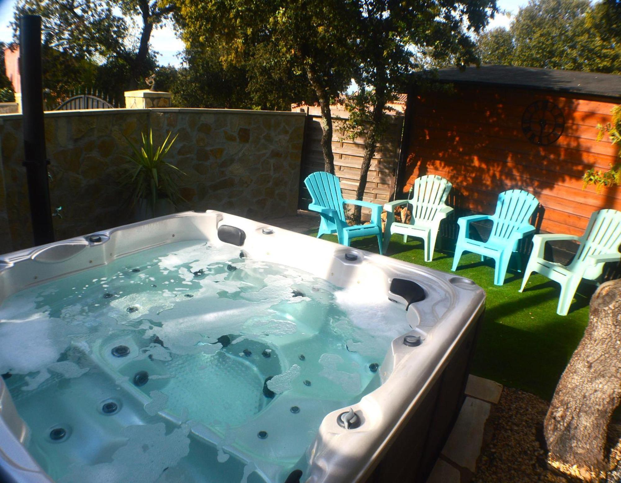 La Rose Des Vents & Spa - Gite La Parenthese Neoules ภายนอก รูปภาพ