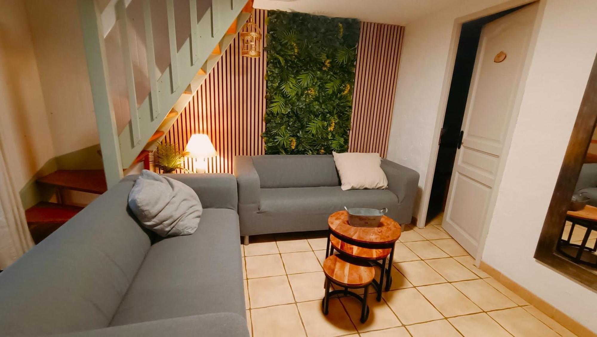 La Rose Des Vents & Spa - Gite La Parenthese Neoules ภายนอก รูปภาพ